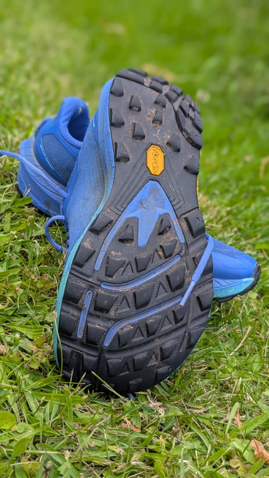 Topo MTN Racer 4 v terénu