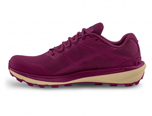 Topo Athletic Terraventure 4 Berry / Violet