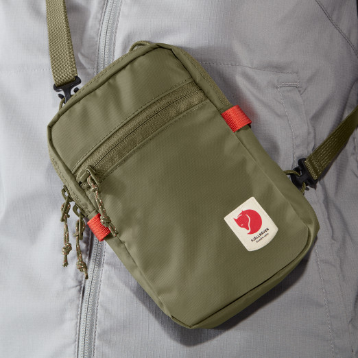 High Coast Pocket - Rowan Red