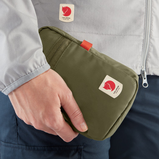 High Coast Pocket - Rowan Red
