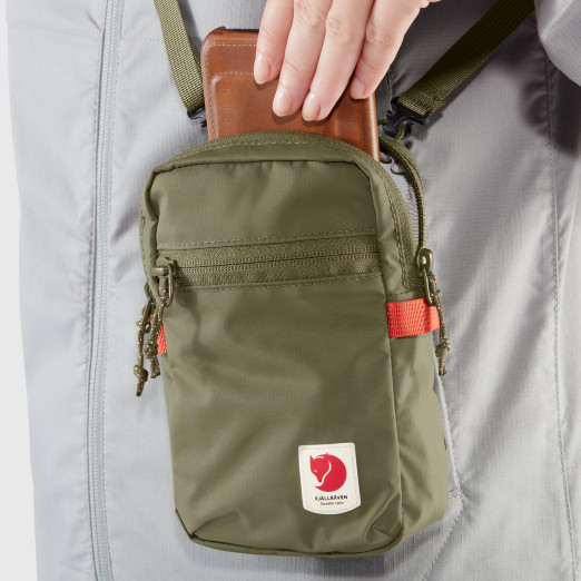 High Coast Pocket - Rowan Red