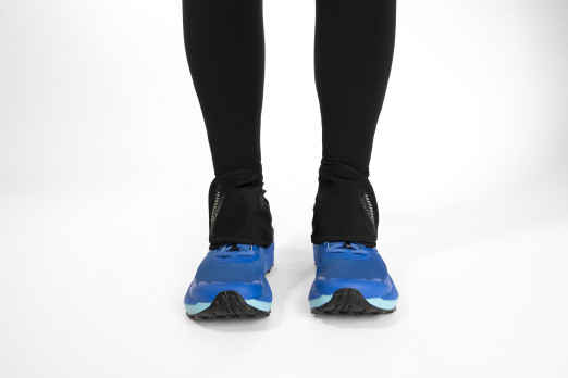 Topo Athletic Switchback Gaiter Black / Black